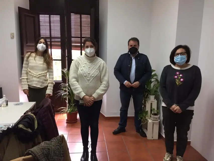 El Concejal de Pedanías anuncia trabajo conjunto entre Fundación Cepaim, la Federación de Organización de Mujeres y La Caixa