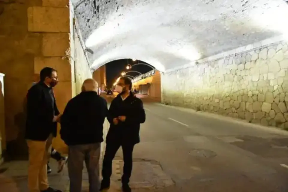 Renuevan la iluminación del 'Puente de los Carros' en Lorca