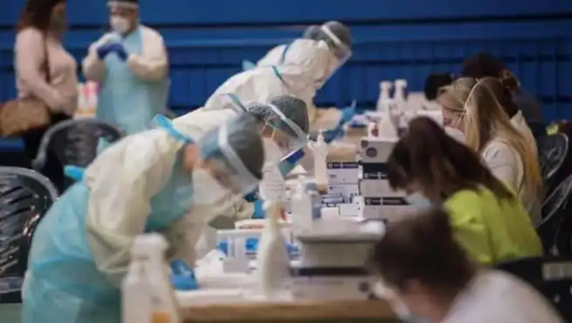 Autoridades sanitarias se mantienen alertas al detectar 168 casos de la cepa británica en la Región de Murcia