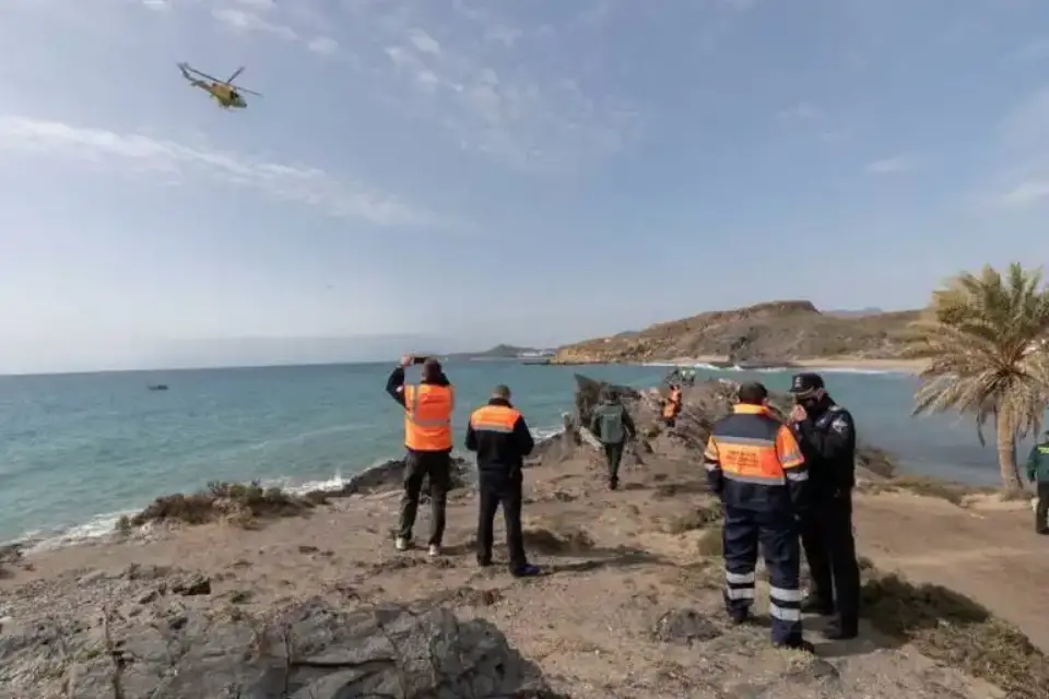 Sigue búsqueda de migrantes sobrevivientes en las costas de Mazarrón. Son dos los fallecidos hasta ahora