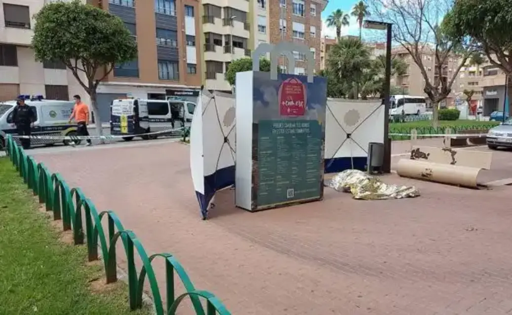 Asesina a su madre con Alzheimer y luego se quita la vida