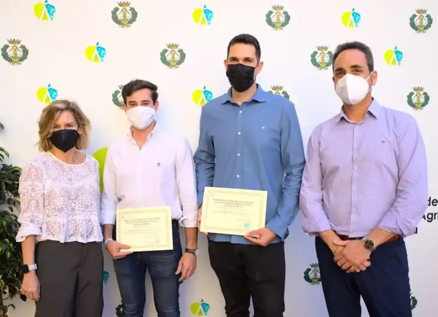 COItAAL premia al potencial agrónomico de la Moringa en Almería y la producción de harina de escarabajo