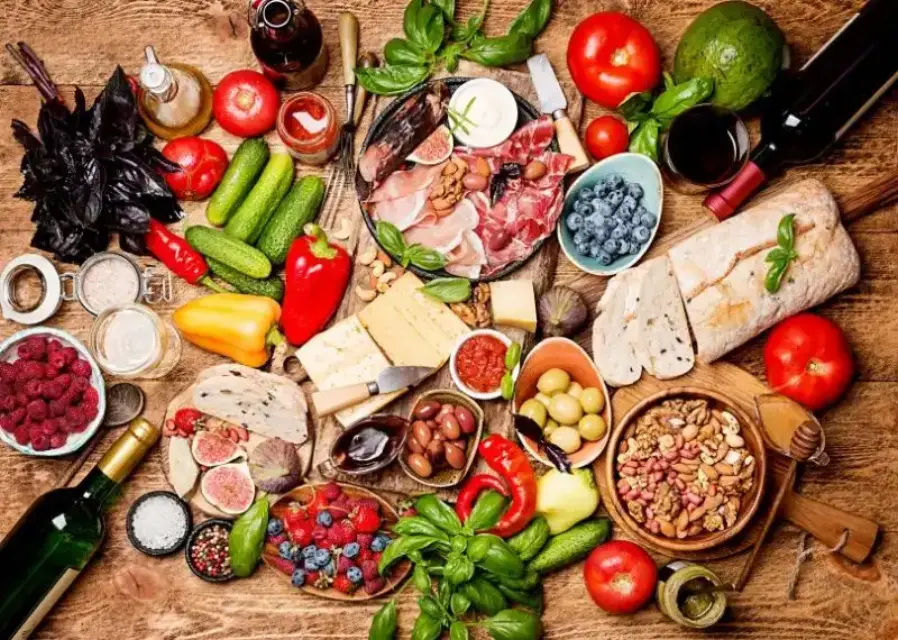Hacer la Dieta Mediterránea para un peso saludable y prevenir el coronavirus