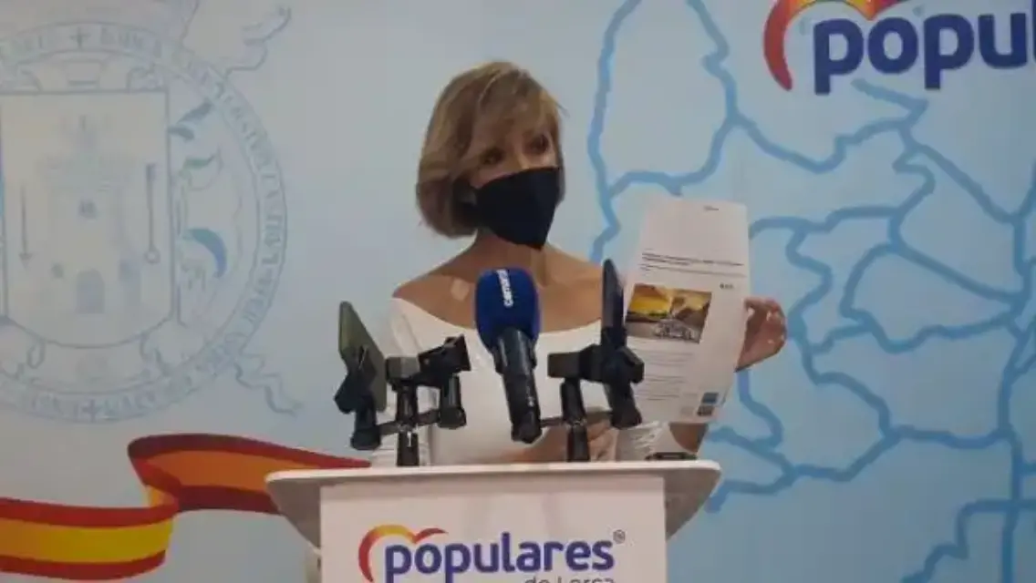 Acusan al gobierno de Mateos de perseguir y marginar a un agente de la Policía