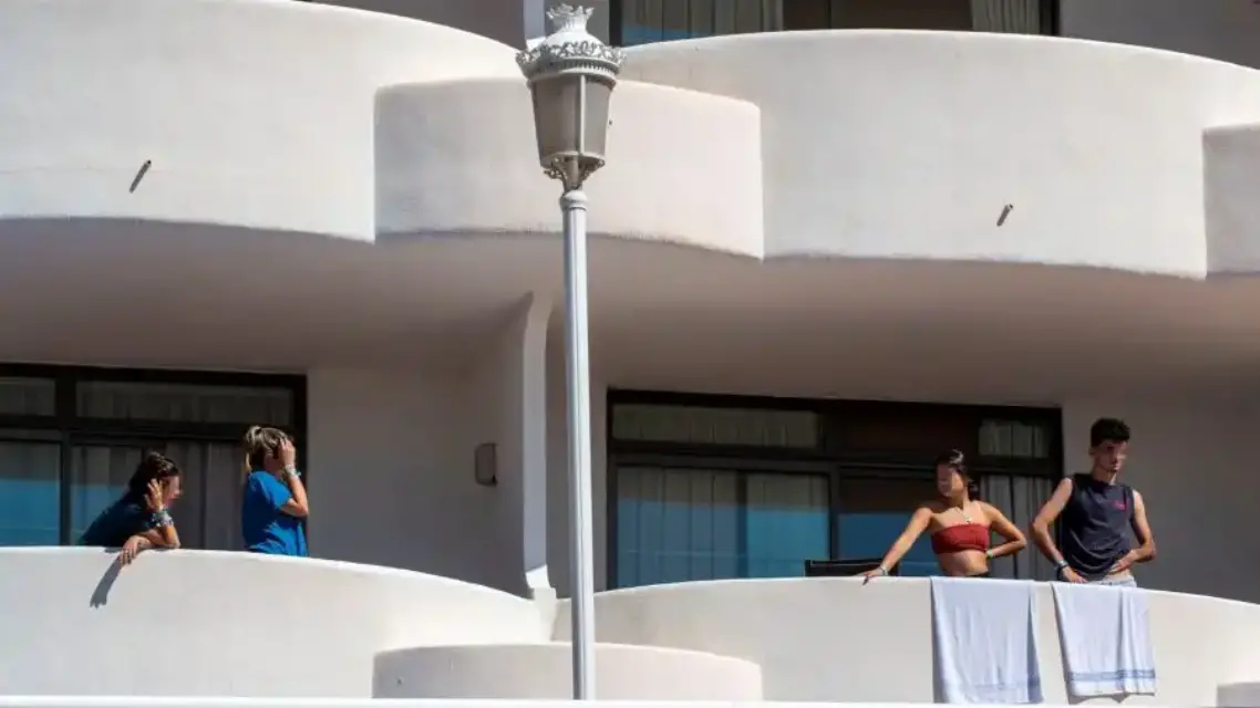 El macrobrote en Mallorca ya salda 54 estudiantes de la Región