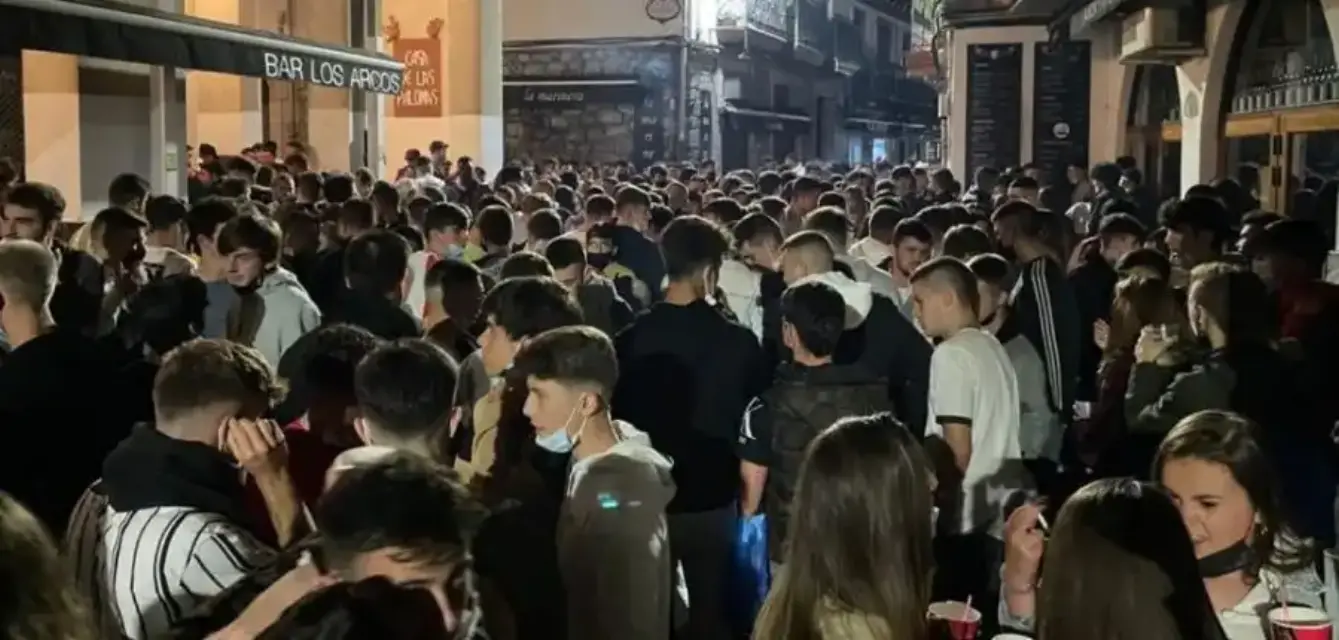 Cantabria es la primera comunidad en cerrar el ocio nocturno