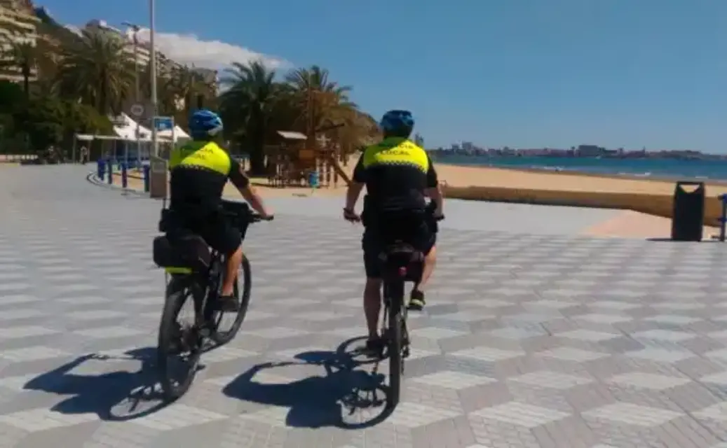 Seis detenidos y dos heridos se saldan dos reyertas en el Postiguet y en Puerto de Alicante