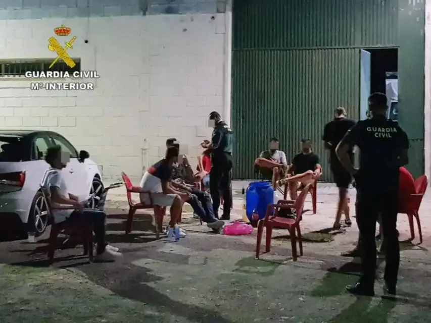 Prohibidas las reuniones de no convivientes en lugares públicos o privados desde esta miércoles