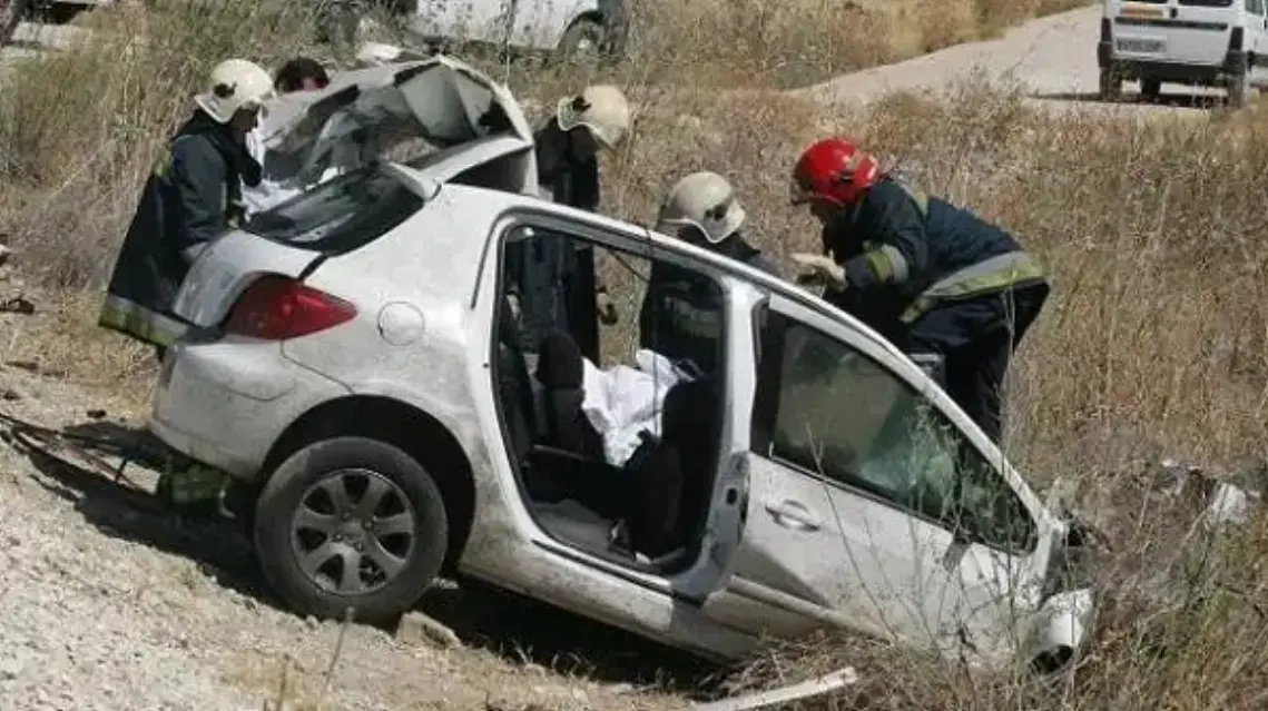 Fatídico accidente deja a un menor y dos jóvenes muertos en accidente de tráfico en Granada