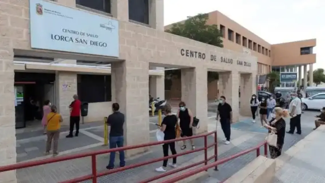 En Lorca exigen la reapertura de los consultorios en las pedanías y una solución a las largas esperas en la atención primaria