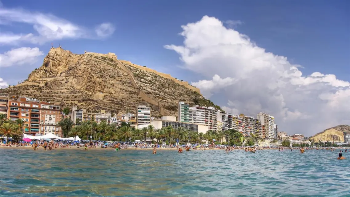 Alicante triplicó la atención a personas vulnerables durante 2022