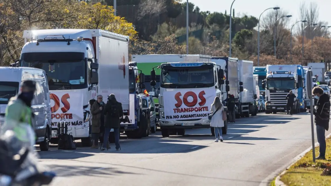 Humo blanco entre Gobierno y Transportista para estas navidades