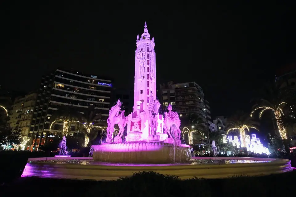 A brillar: Reinauguran la Fuente de Luceros